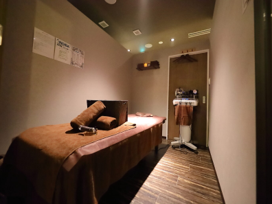 ラフォスプレミアム特徴と魅力 ｜WOM SALON(ワムサロン) (wom-clinic.com)
